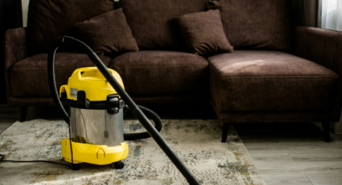 المكنسة العادية أم الروبوتية… أيهما أكثر فاعلية في التنظيف؟