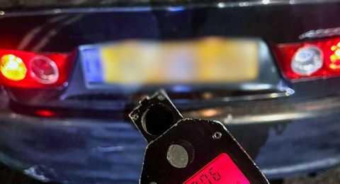 ضبط آلاف المخالفات خلال حملة مرورية واسعة – 2,286 سائقًا استخدموا الهاتف أثناء القيادة و200 رخصة قيادة سُحبت