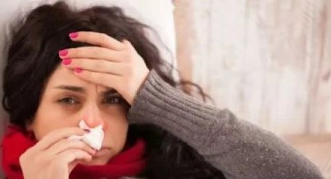 أطعمة لا ينبغي تناولها أثناء نزلات البرد