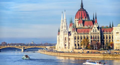 رحلة على ضفاف نهر الدانوب تتغنى بجمال الطبيعة والتاريخ