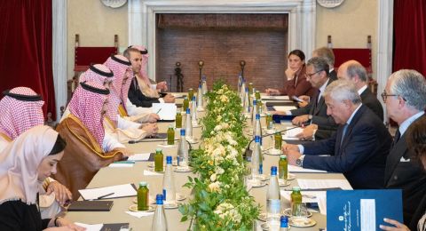 وزيرا خارجية السعودية وإيطاليا يعقدان جلسة مباحثات رسمية في روما