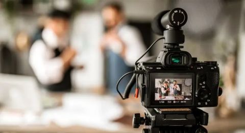 تدهور حالة ممثل شهير جدّاً... وزوجته اتّخذت 