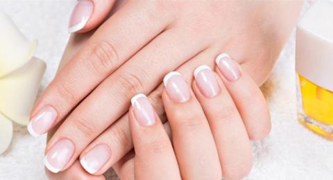 فوائد وأضرار طلاء الأظافر… كل ما تحتاجين معرفته