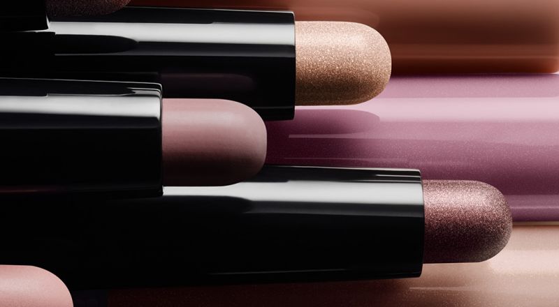 ماركة المكياج الفاخرة والاحترافية بوبي براون تطلق الإصدار الجديد من ستيك ظلال العيون الأيقوني Long-Wear Cream Shadow Stick