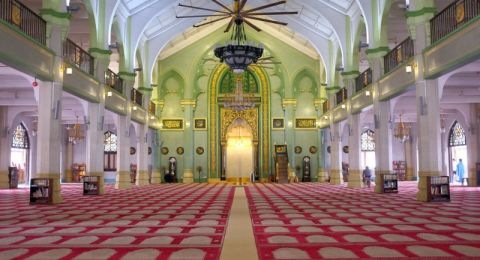 حكم حجز الأماكن في المساجد