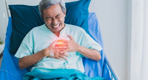 متى يزداد خطر حدوث المضاعفات القلبية لدى مرضى السرطان؟