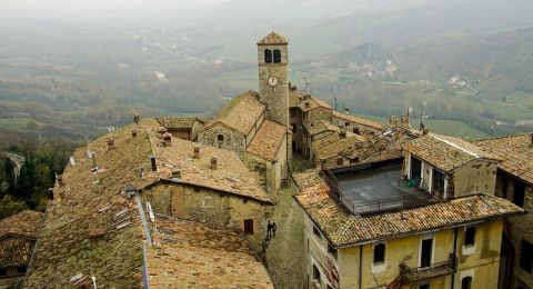 إيميليا روماجنا تعلن قطع العلاقات الإقتصادية مع إسرائيل