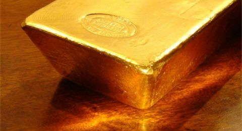 سر ثبات الذهب وسط تقلبات السياسة النقدية.. ما الذي ينتظره المستثمرون؟‎