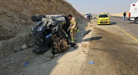 اصابات خطيرة ومتوسطة جراء انقلاب مركبة على شارع 90