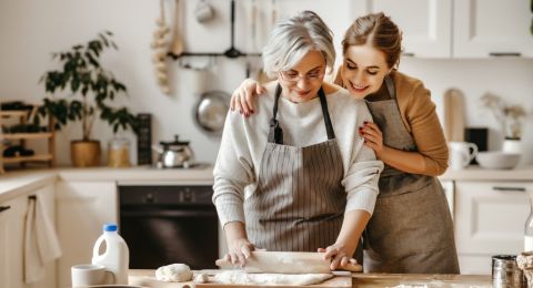 كيف يمكنك التعامل مع حماتك حسب برجها الفلكي؟