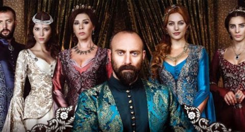 ضجة كبيرة في تركيا.. السلطات تُلاحق نجم مسلسل 