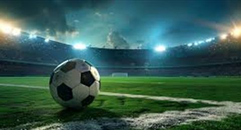 توقيف لاعب كرة قدم شهير.. ما فعله بزوجته داخل المنزل مروّع