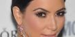 كيم كارديشيان ترجب بالتحوّل الجنسي لزوج والدتها!!
