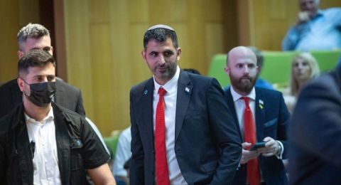 قانون البثّ المثير للجدل على طريق المصادقة رغم معارضة المستشارين القانونيين