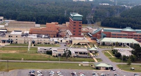 الـFDA يوافق على أول دواء لعلاج أعراض سنّ اليأس دون هرمونات