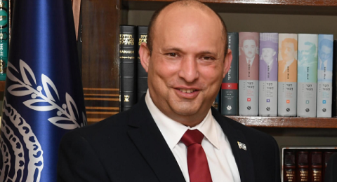 بينيت يهاجم نتنياهو: إسرائيل فقدت مكانتها في الغرب وأصبحت رهينة لواشنطن