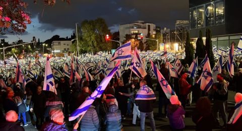 استطلاع: 52% من الإسرائيليين يعتقدون أن هناك احتمال كبير لاغتيال سياسي لمسؤول كبير