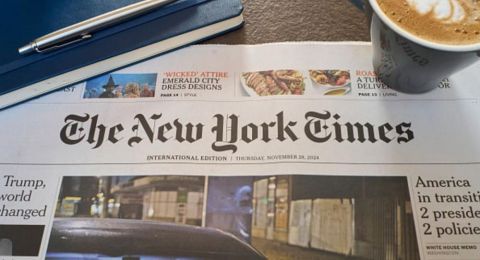 150 كاتبًا يقاطعون 