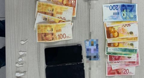 اعتقال  سائقًا من الطيبة بعد ضبط مواد يُشتبه أنها مخدرات بكميات تجارية في سيارته