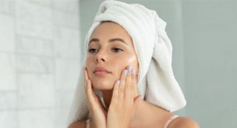 روتين سهل للحصول على بشرة نضرة