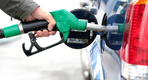 الأدنى منذ 2024: انخفاض أسعار الوقود في البلاد