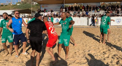 كفر قاسم يتوّج ببطولة دوري كرة القدم الشاطئية للمرة السابعة في تاريخه بعد فوزه (3-2) على راس العين