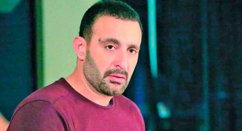 أحمد السقا يعود إلى خشبة المسرح بعد حادث سير