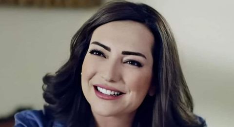 أمل عرفة تلجأ للقضاء بعد أزمة تسجيل صوتي منسوب لابنتها