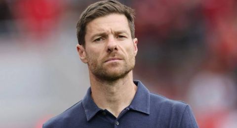 ألونسو يعترف بأخطائه: الديربي إنذار حقيقي قبل مواجهة برشلونة