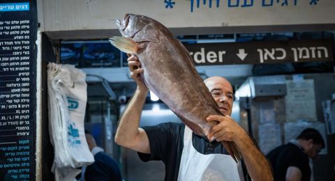 ارتفاع استهلاك الأسماك والدواجن والتفاح بسبب رأس السنة العبرية