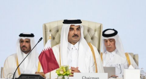 تحت ضغط ترامب: نتنياهو يعتذر لقطر وجدلا واسعًا في إسرائيل