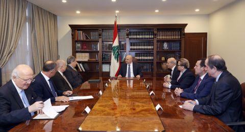 الرئيس اللبناني يرحب بخطة ترمب 