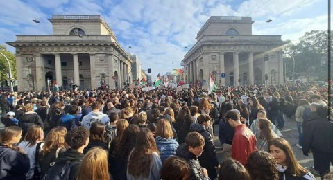 احتجاجات واسعة في إيطاليا رفضًا لاعتراض 