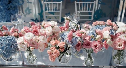 اللون الوردي في ديكور حفلات الزفاف: أفكار وإلهام