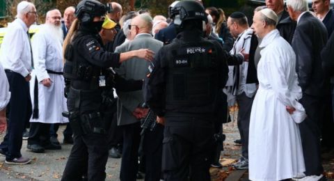 بعد هجوم مانشستر.. وزيرة الداخلية البريطانية تدعو المتظاهرين المؤيدين لفلسطين إلى إلغاء المظاهرات