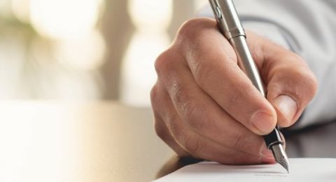 دمج امتحانات شهادة مخمّني العقارات إلى اختبار واحد بدءًا من 1 يناير 2026