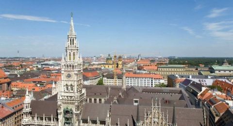 رجل يفجر منزل والديه في مدينة ميونيخ الألمانية وينتحر