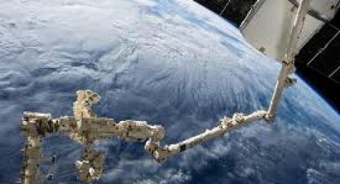 عشاق الفلك على موعد مع ظاهرة لم تشهدها السماء منذ 37 عاما