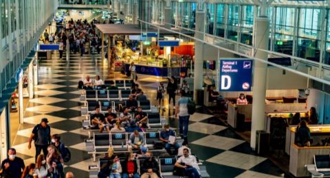 مطار ميونيخ يوقف الرحلات الجوية بعد رصد مسيرات