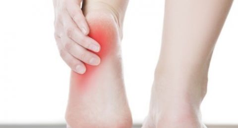 أسباب آلام الكعب وطرق علاجها