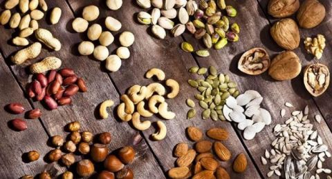 لماذا لا تسبب المكسرات السمنة رغم سعراتها العالية؟