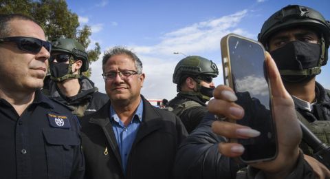 بن غفير: الشرطة بدأت “برنامجًا” لإطلاق النار على فلسطينيين يدخلون دون تصاريح