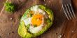 طبق اليوم: أفوكادو بالبيض واللحم