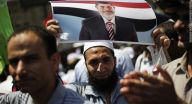 مقتل أحد أنصار الإخوان المسلمين في اشتباكات بالقاهرة مقتل أحد أنصار الإخوان المسلمين في اشتباكات بالقاهرة