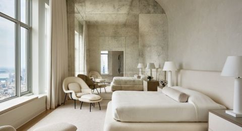 لون الراحة.. غرف نوم بيضاء بالكامل