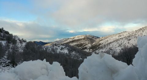 حالة الطقس استمرار سقوط الامطار ومنخفض جوي حتى مساء الثلاثاء