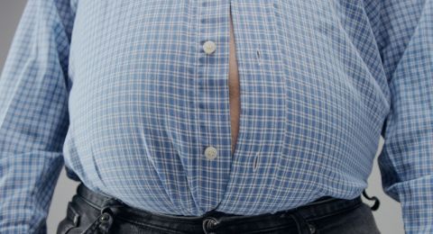 لماذا لا يشعر البدناء بلذة الطعام؟ دراسة تكشف السر