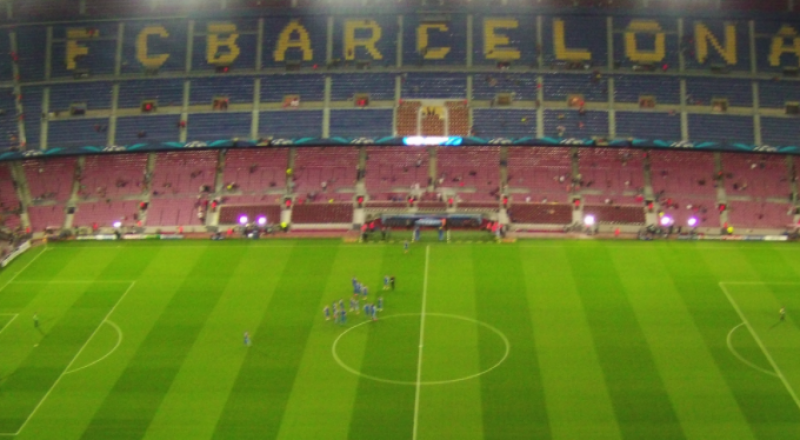 برشلونة يريح جماهيره بصورة لميسي Bb0=