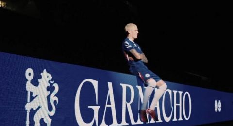 رسميا.. تشيلسي يضم غارناتشو