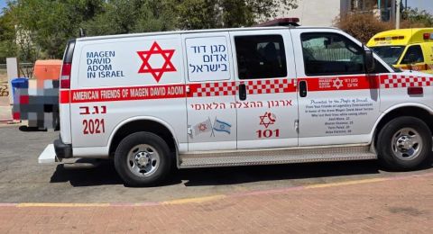 مصرع طفل اثر نسيانه داخل مركبة في بئر السبع